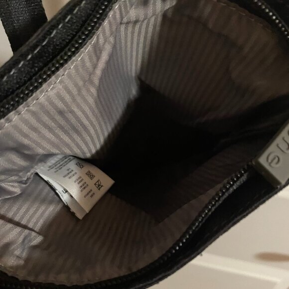 Sherpani PICA Magnetic Closure Fold Crossbody Bag - Picture 7 of 11